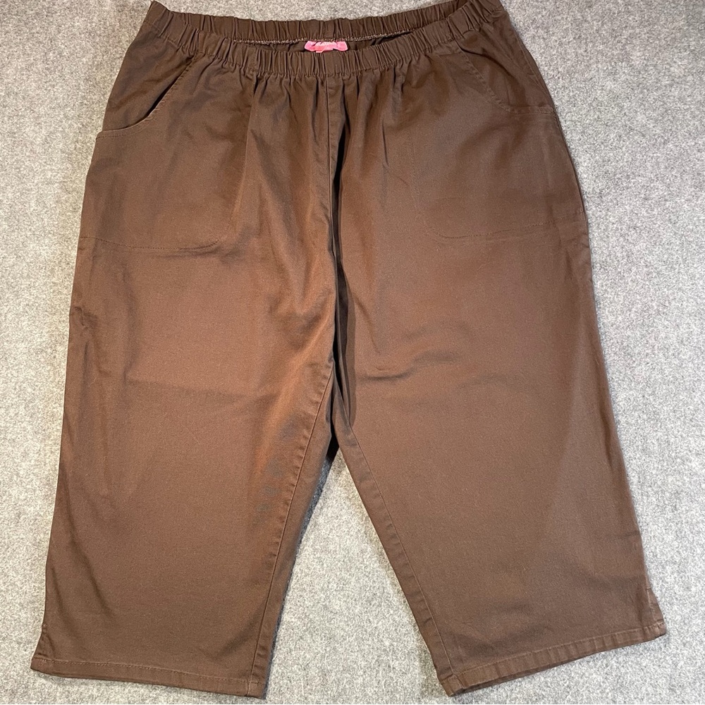 Women Within Brown Capris Women’s Size 24WP Elastic Waist Slash Pockets